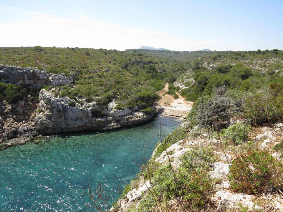 140605_Cala_Bota_von_Ferne_k