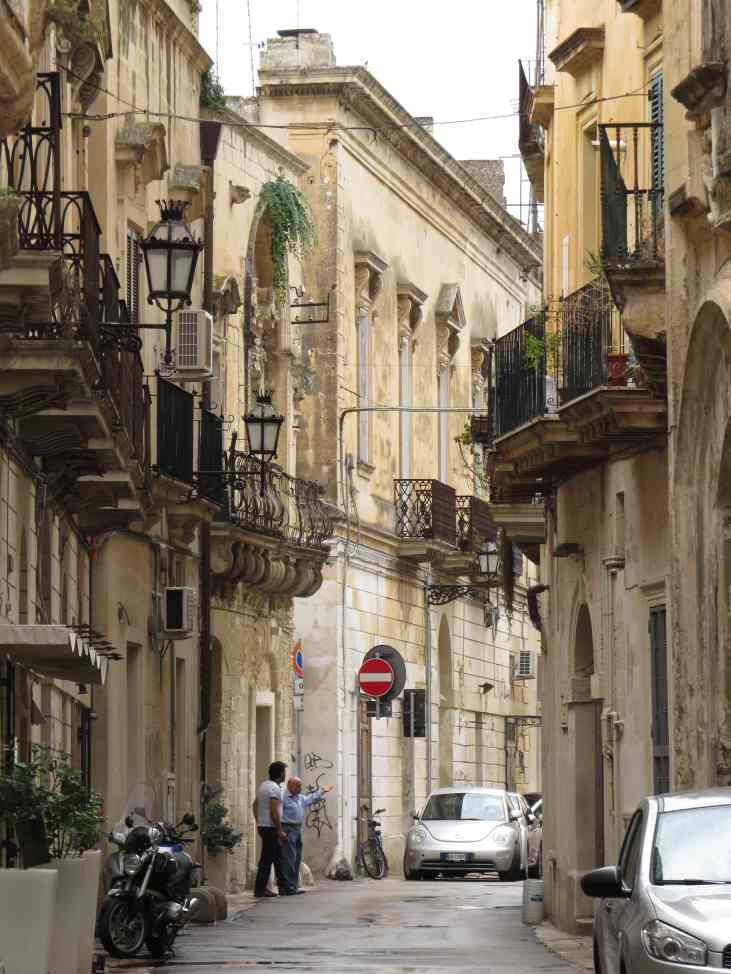 150924_Lecce_Straße_k