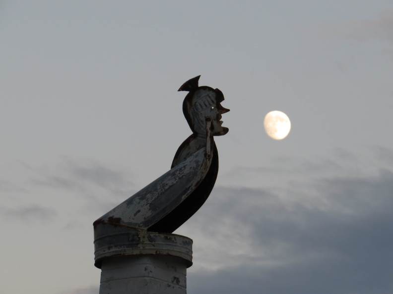 150925_Alberobello_Mond_k