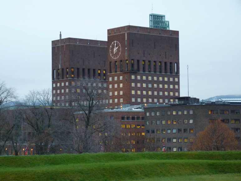 091210_Oslo_Rathaus_k